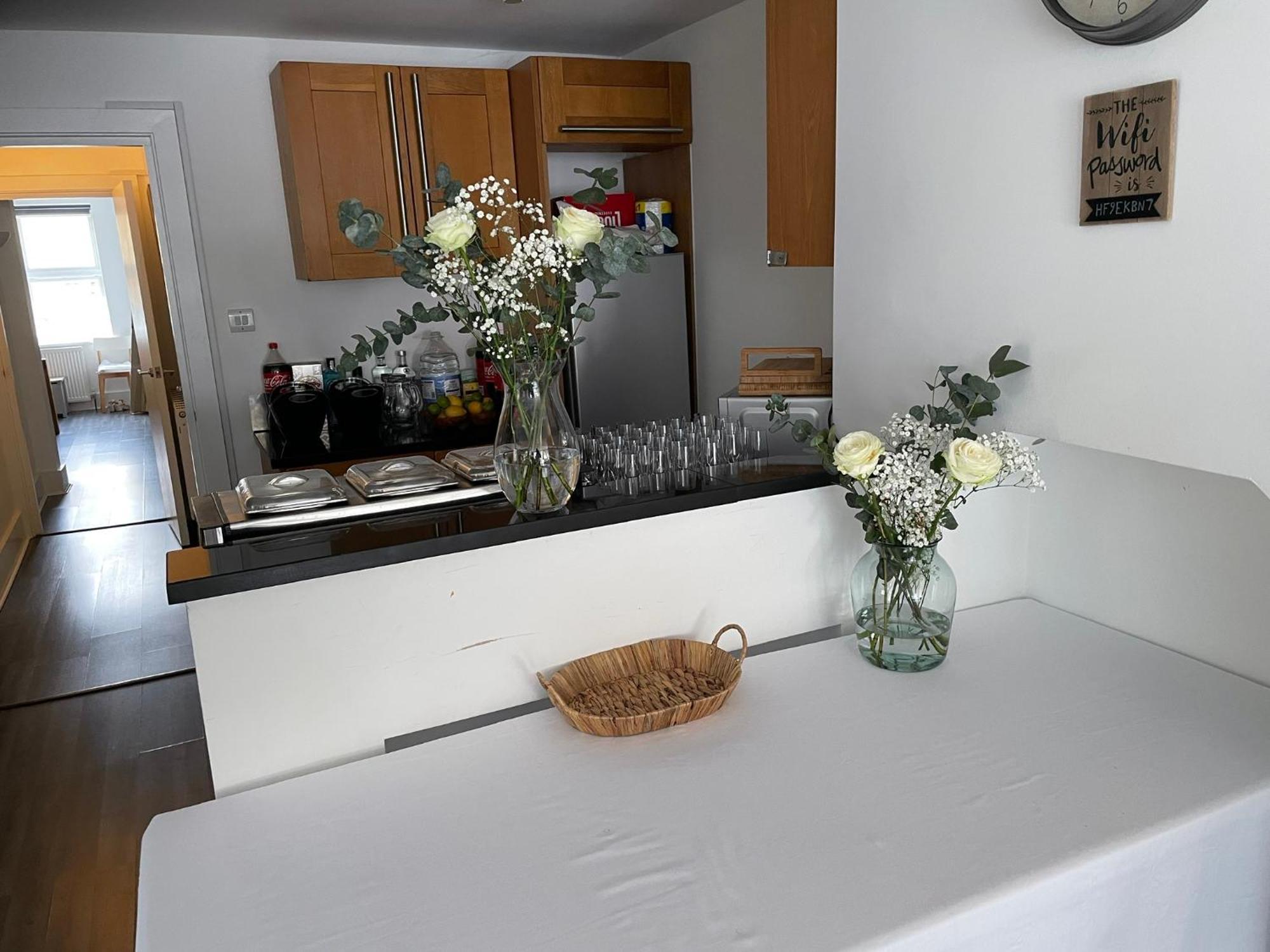 Bournemouth Hot Tub & Sauna Holiday Let Buitenkant foto