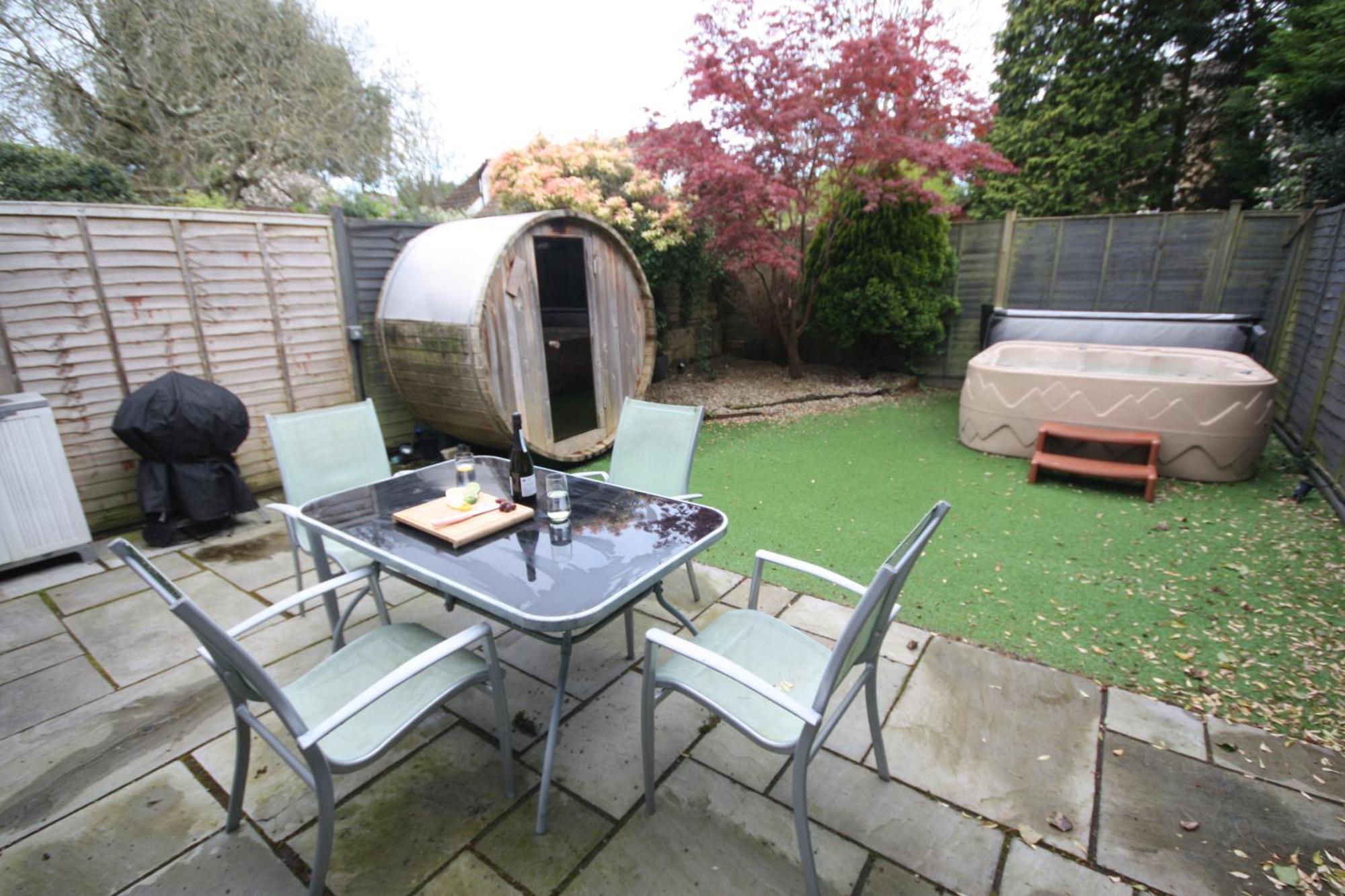 Bournemouth Hot Tub & Sauna Holiday Let Buitenkant foto