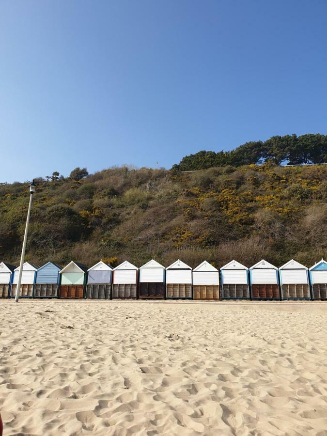 Bournemouth Hot Tub & Sauna Holiday Let Buitenkant foto